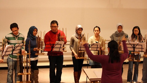 Practicing angklung, one day before the concert